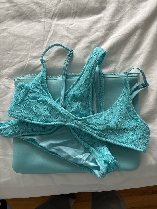 Triangl Maia Bathing Suit - Picture 2 of 4